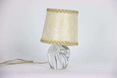DAUM France. Lampe en cristal. Hauteur :...