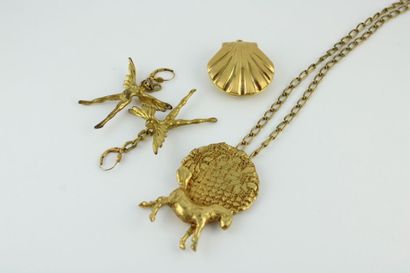 Lot of fancy jewelry including: a pendant...