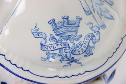 GALLE NANCY. Earthenware tureen with blue...