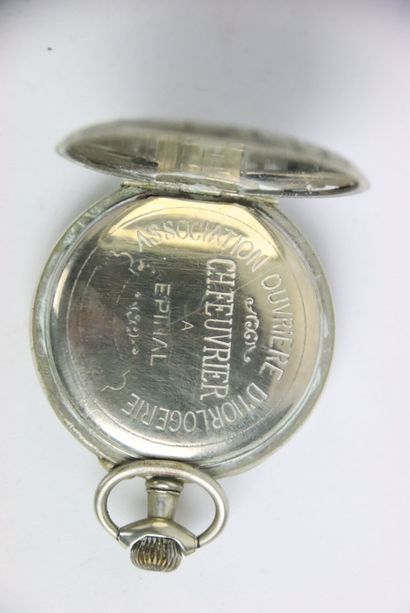 Pocket watch in silver plated metal. Roman...