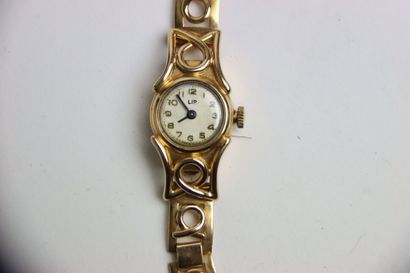 Yellow gold (18K) Lip watch with round dial...
