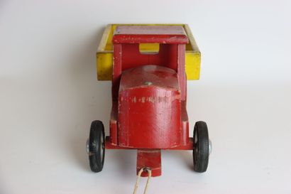 WISA GLORIA (Suisse). Camion avec sa benne...