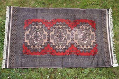 TAPIS. Moultane, Pakistan, vers 1965/70,...