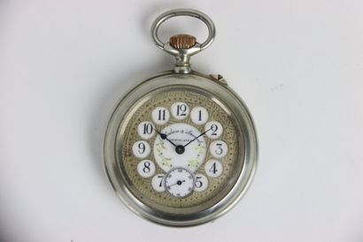 Pocket watch in silver plated metal. Arabic...