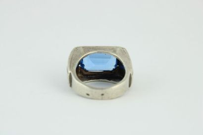 Bague tank art déco en or 18K (750/1000)...