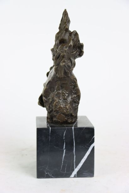 Tête de cheval en furie, sculpture en bronze,...