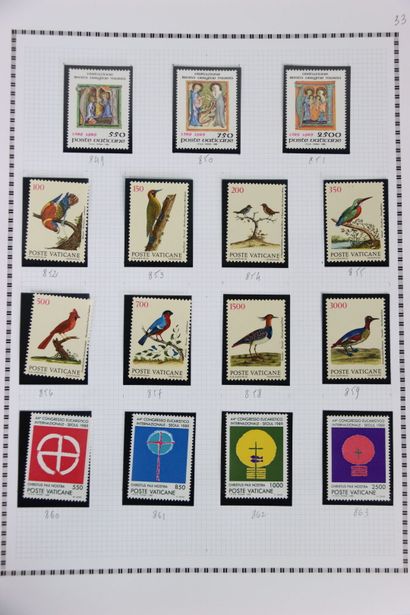 TIMBRES. Belle collection du Vatican de 1987...