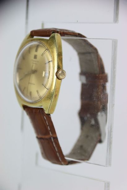 TISSOT Seastar. Cadran plaqué or, boitier...