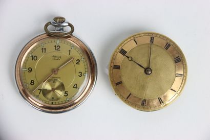 Meeting of a pocket watch in silvered metal...