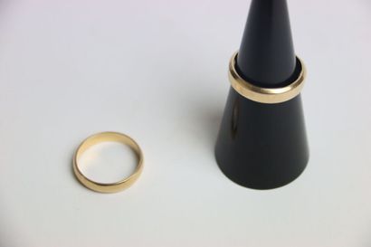 Meeting of two wedding rings and a pendant...