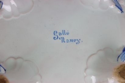 GALLE NANCY. Earthenware tureen with blue...