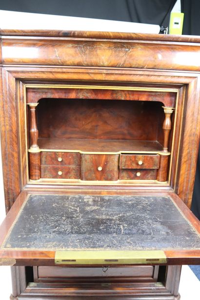 Mahogany and mahogany veneer desk, the lower...