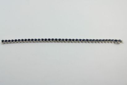 Bracelet souple en or gris 18K (750/1000)...