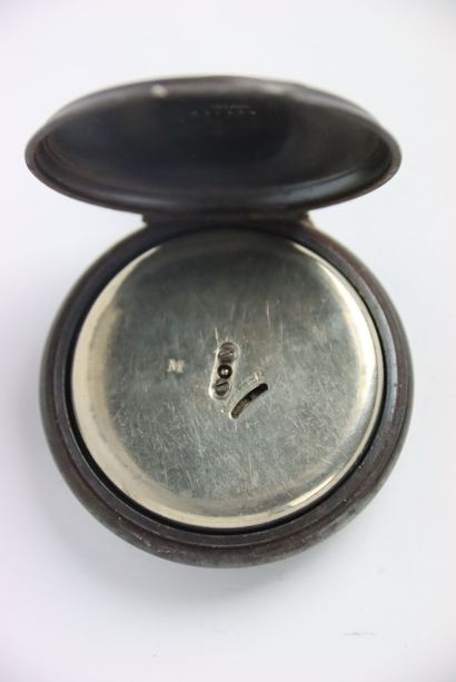 Pocket watch in metal. Arabic numerals. Gross...