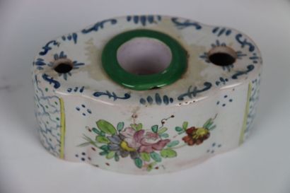 Meeting of four inkwells in earthenware with...