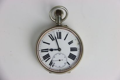 Pocket watch in metal. Arabic numerals. Gross...