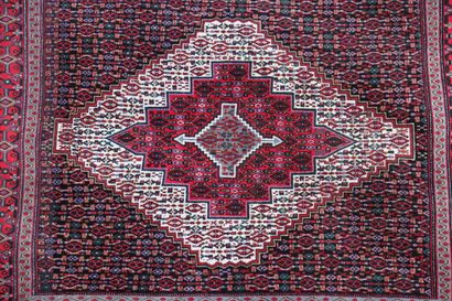 Tapis Senneh. Nord Ouest de l Iran. Vers...
