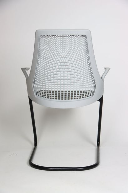 Herman Design par Yves Béhar. Paire de fauteuils...