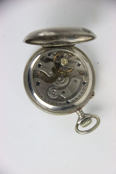 Pocket watch in silver plated metal. Arabic...