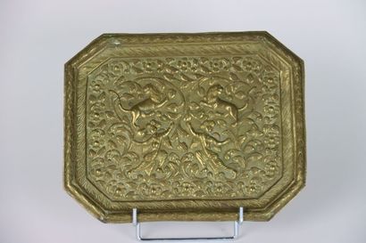 INDE. Travail du XXe siècle, Plateau décoratif...