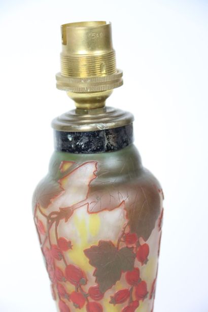 DAUM attribué à, Pied de lampe verre multicouches...