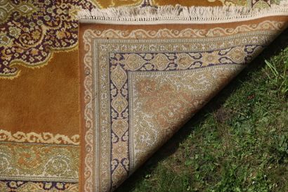 Grand tapis Kirman, Iran, vers 1970. Dimensions...