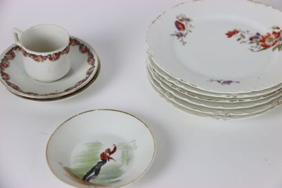 Meeting of earthenware dishes composed of...