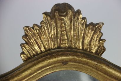 Small carved and gilded wood mirror with...