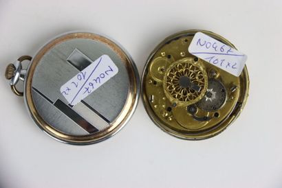 Meeting of a pocket watch in silvered metal...