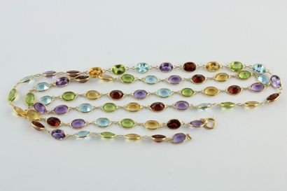 Collier / sautoir en or jaune 18K (750/1000)...
