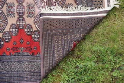 TAPIS. Moultane, Pakistan, vers 1965/70,...
