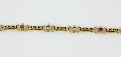 18K (750/1000) yellow gold articulated bracelet...