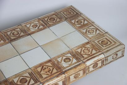 Roger CAPRON - VALLAURIS. Table basse à plateau...
