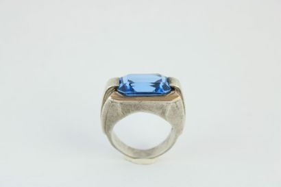 Bague tank art déco en or 18K (750/1000)...