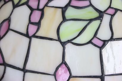 Louis Comfort TIFFANY (1848-1933) dans le...