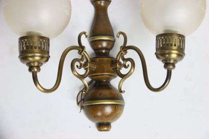 Vestibule ceiling lamp featuring a kerosene...