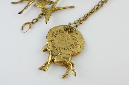 Lot of fancy jewelry including: a pendant...