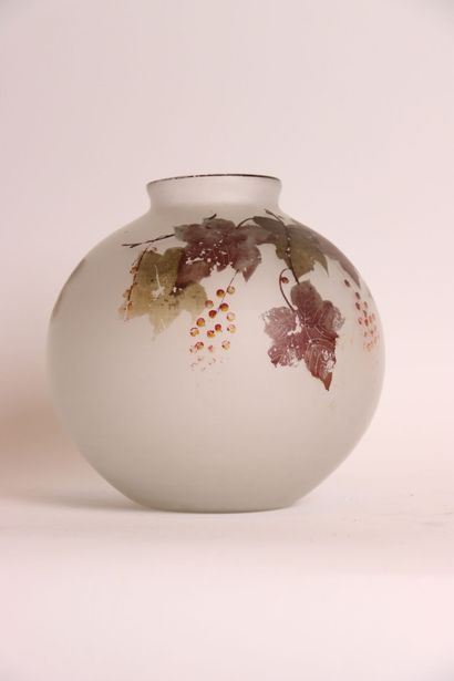 Ceramics meeting including: covered pot in...