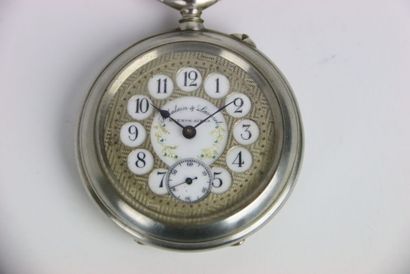 Pocket watch in silver plated metal. Arabic...