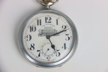 Pocket watch in silver plated metal. Chronometer...