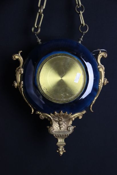 Wall clock called 