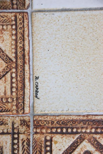 Roger CAPRON - VALLAURIS. Table basse à plateau...
