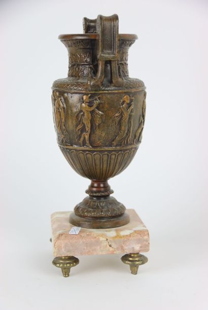 Two amphoras in regula, antique decoration...
