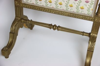 Réunion d'un écran de feu et d'un banquette...