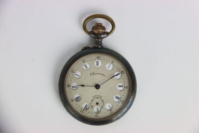 Pocket watch in metal. Roman numerals. Gross...