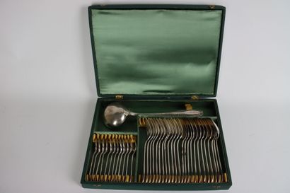 ERCUIS. Partie de ménagère en métal argenté,...