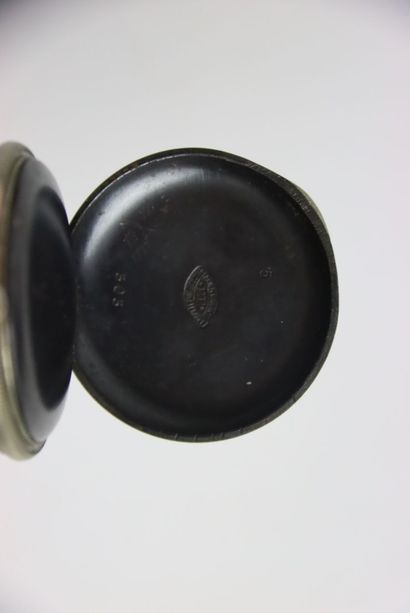 Pocket watch in metal. Roman numerals. Gross...