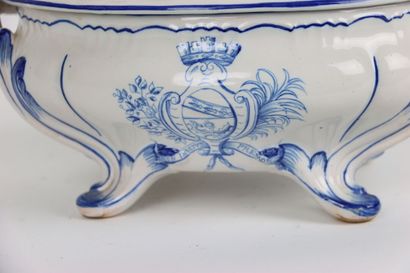 GALLE NANCY. Earthenware tureen with blue...
