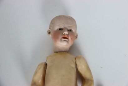 Poupée allemande tête porcelaine marquée...