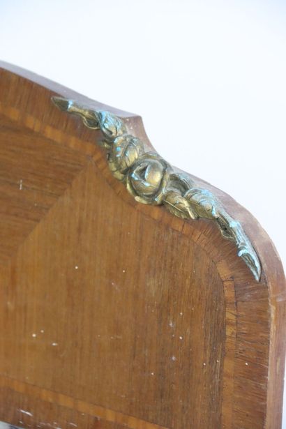 Table de chevet en bois de placage ouvrant...